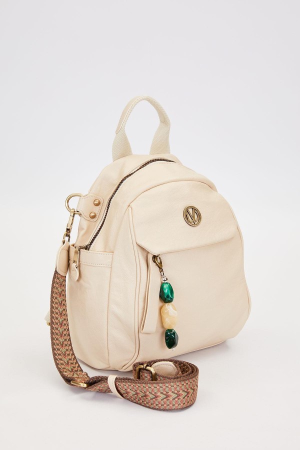 Krem Taş Charm Detaylı Omuz Çantası