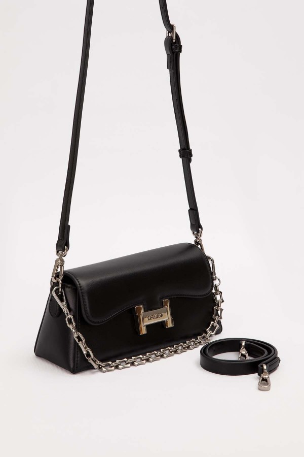 Siyah Logo Tokalı Omuz Çantası