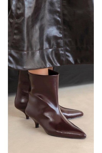 şık ince topuk deri bot